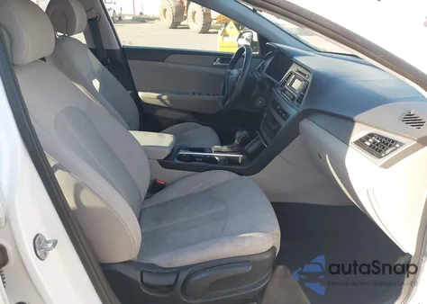 2015 Hyundai Sonata Se from USA, damaged, VIN 5NPE24AF5FH004809